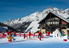 Un espace dédié pour les premières glisses en ski.