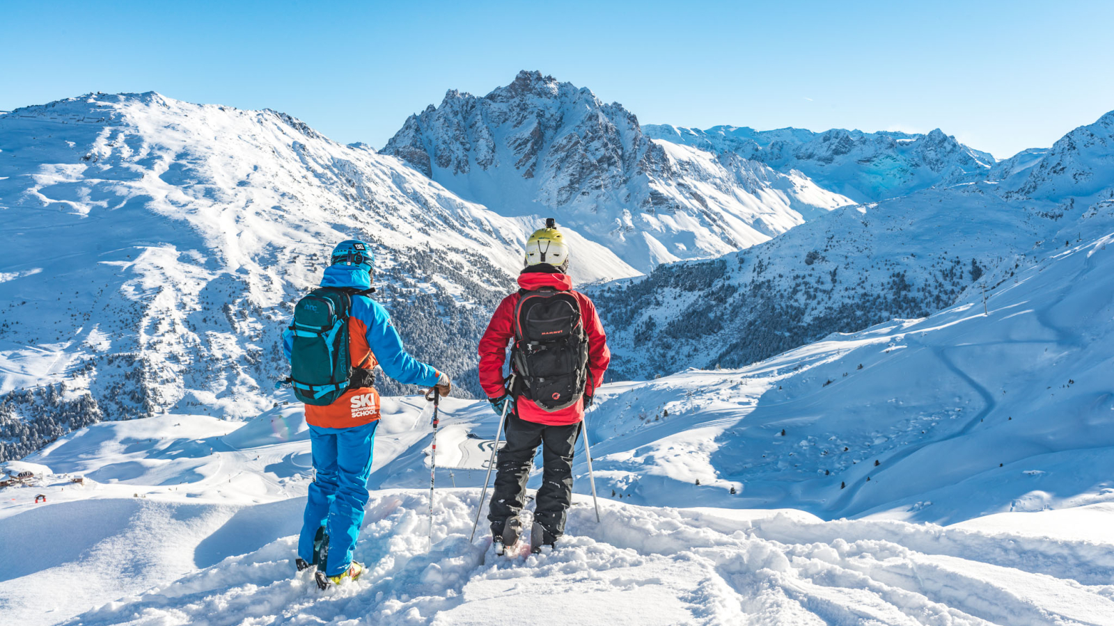 Feed your adventurous side and take a bite out of our off-piste & guiding lessons.