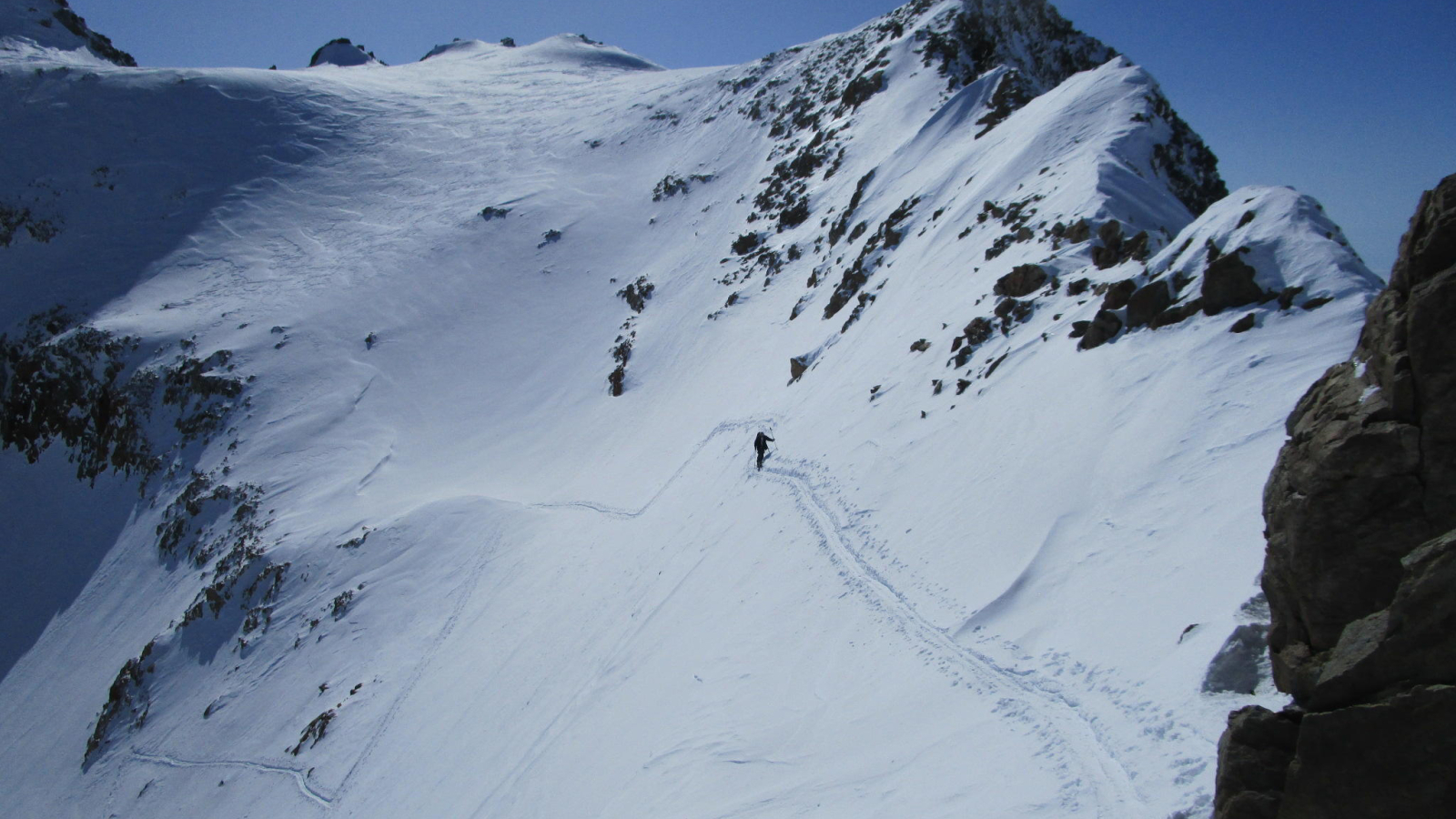 Journée accompagnée par un professionnel en ski de randonnée, traversée du massif des Grandes Rousses