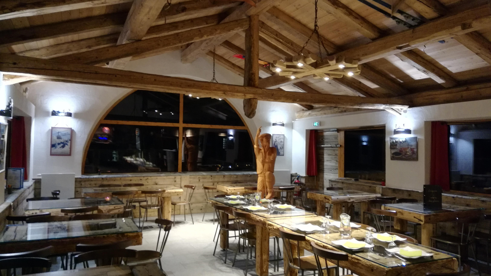 La Crêperie des Glaces, bar-restaurant sur les pistes de Val Cenis