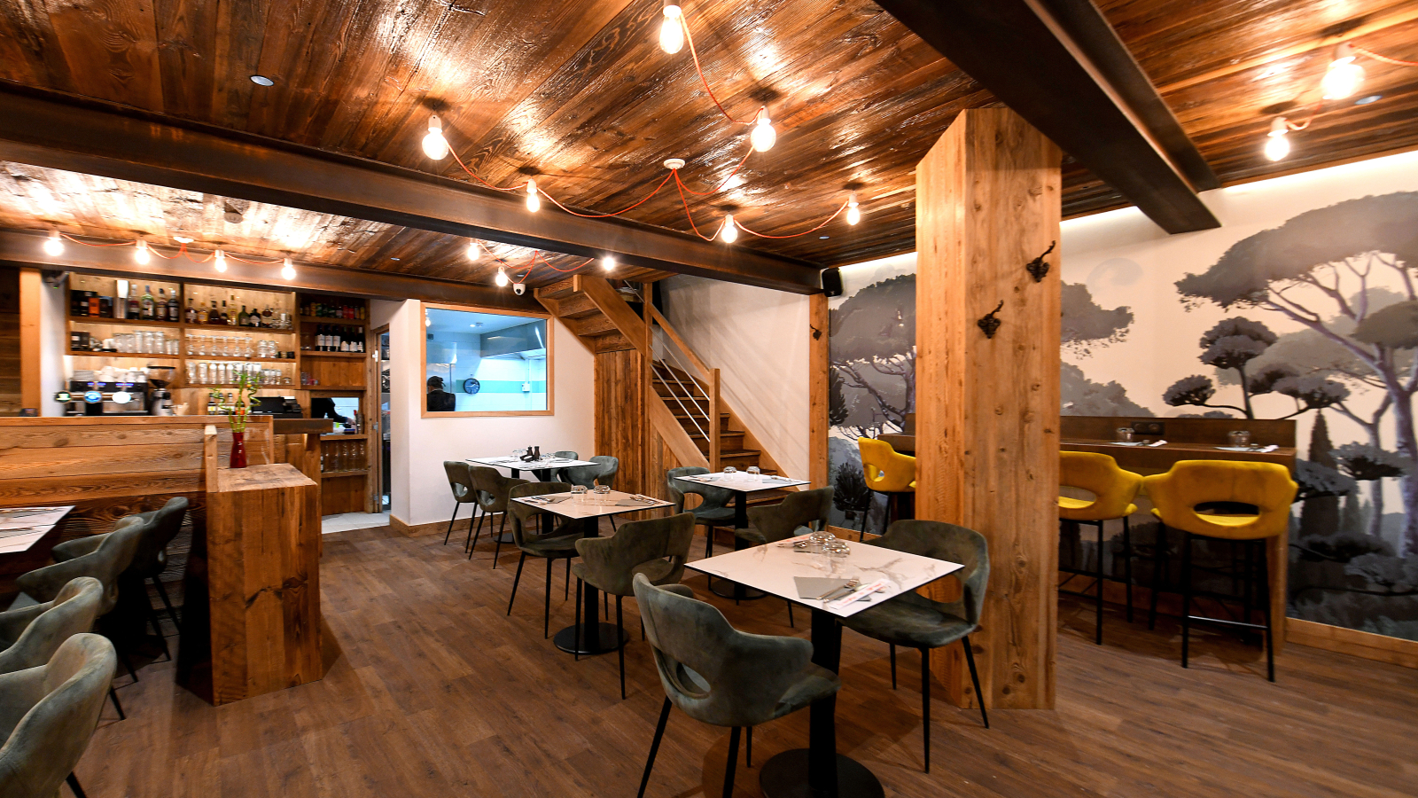 Intérieur salle - Restaurant Bambou Val d'Isère