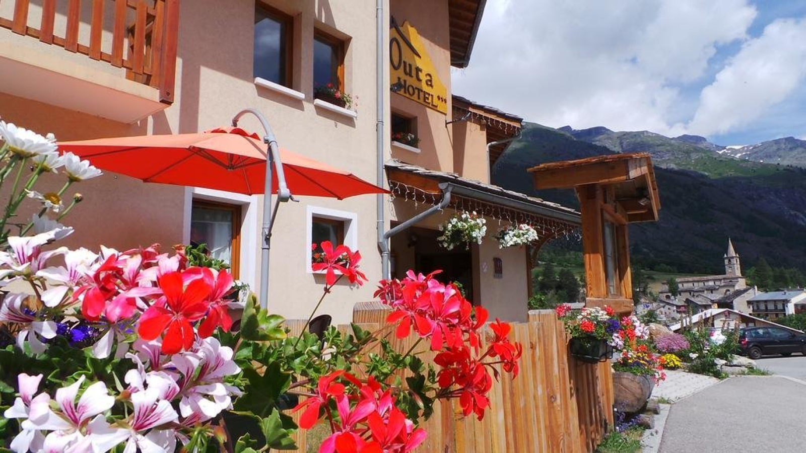 Hotel-bar-restaurant l'Outa in Val Cenis Termignon