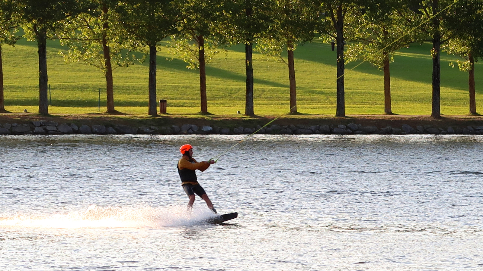 Session de wakeboard sur le Lac aux Ramiers