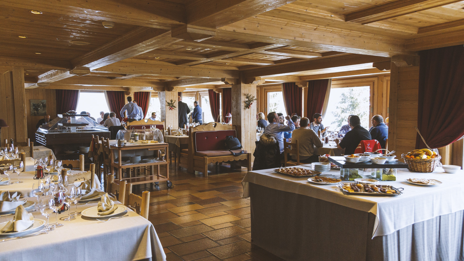 Salle de restaurant Aux Ducs de Savoie