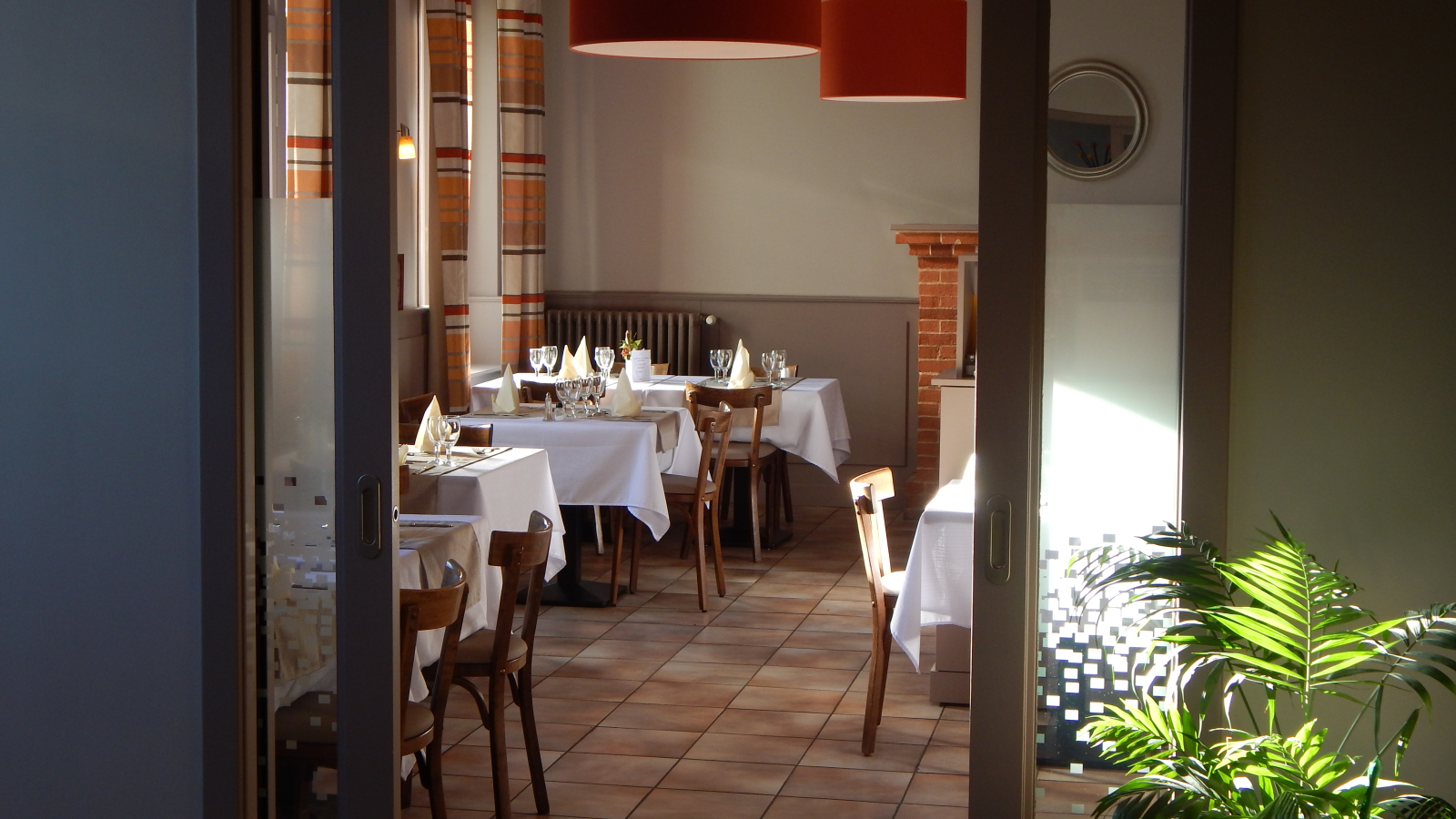 Hôtel-Restaurant Le Dolmen à Luriecq 42380