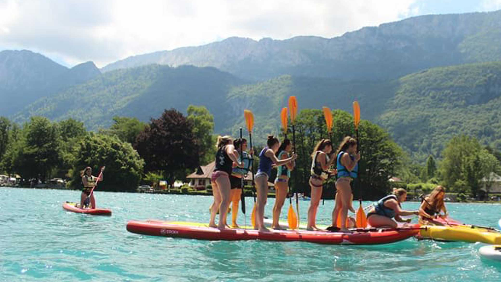 Location de paddle géant lac Annecy