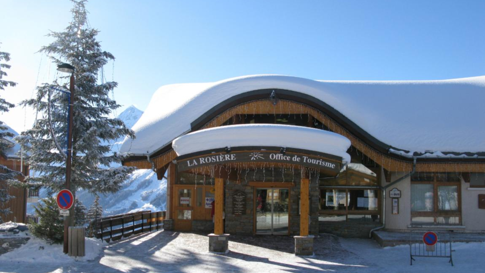 Office de tourisme de la Rosière en hiver