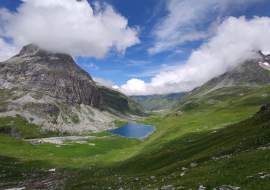 Vue sur le lac de la Plagne