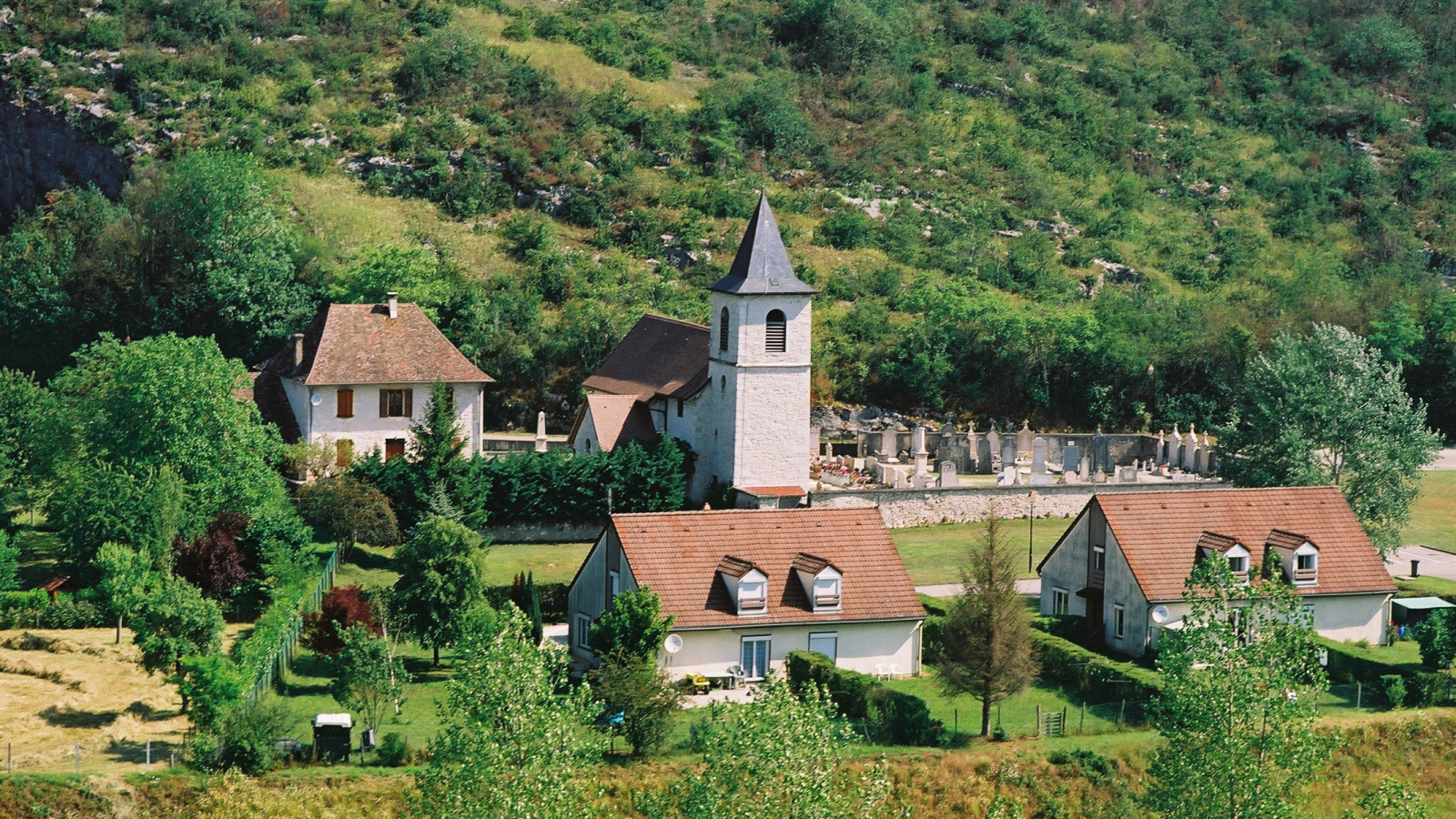 Vue aérienne Murs-et-Gélignieux