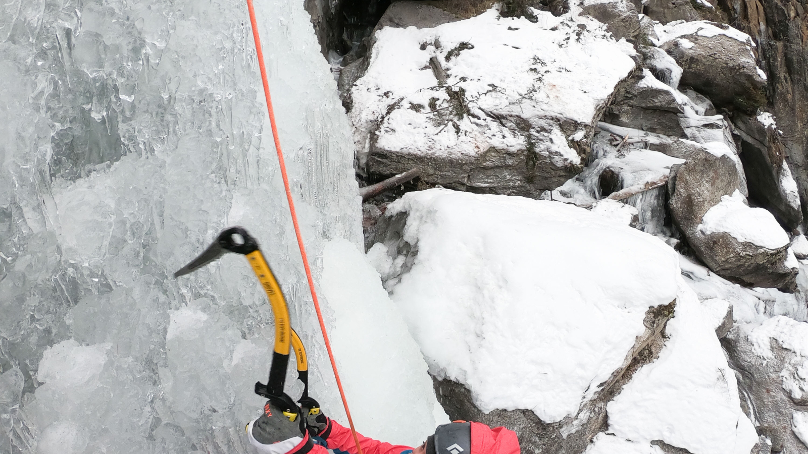 Evolution2-Chamonix-ice-climbing