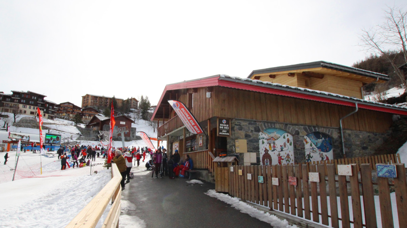 Access to Montchavin Ski School