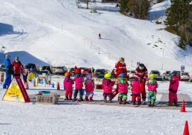 Children's ski lessons