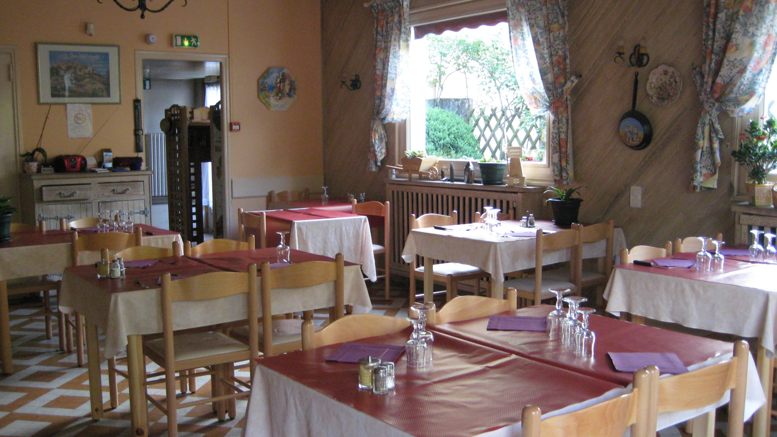 Salle bis Restaurant l'Eterlou