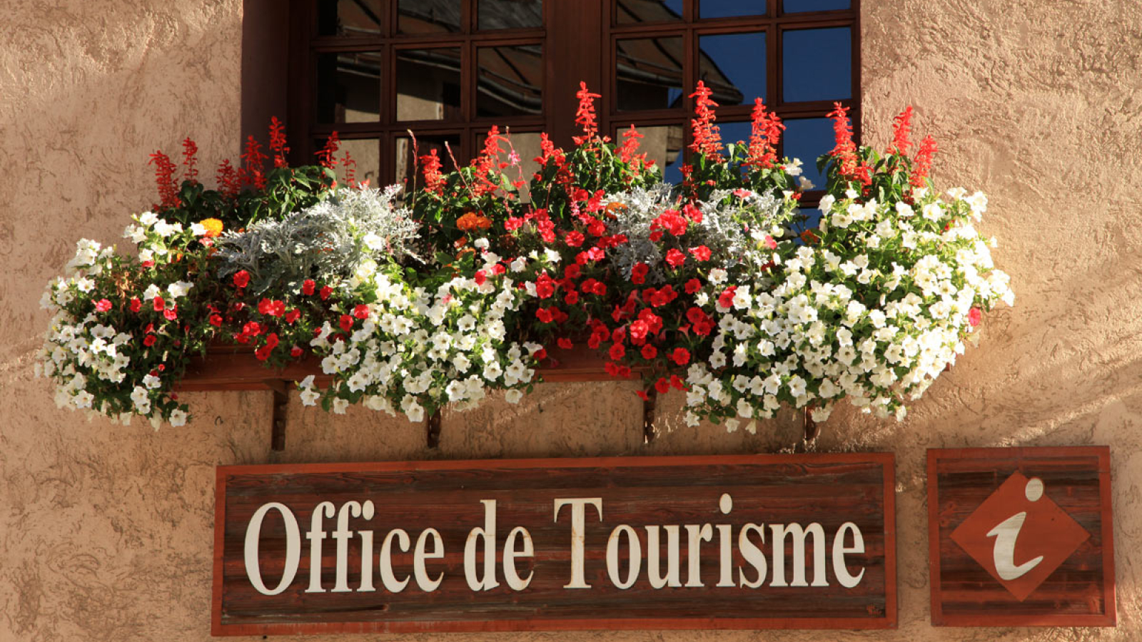 Enseigne fleurie - Office de Tourisme de Valloire