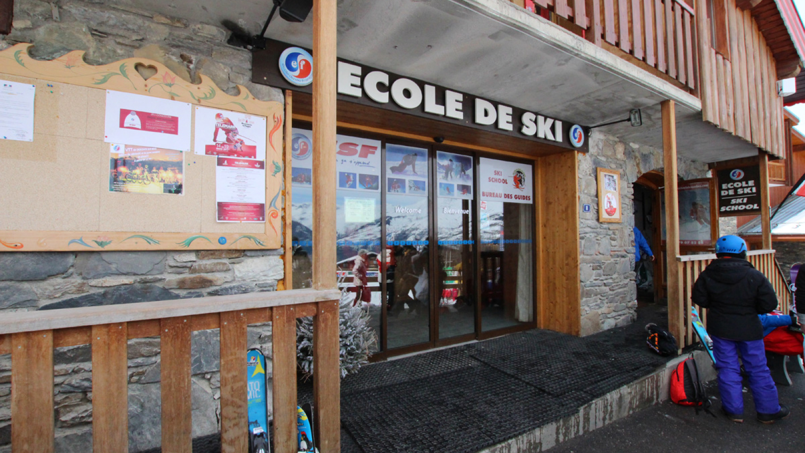 Entrance to the Ski School offices