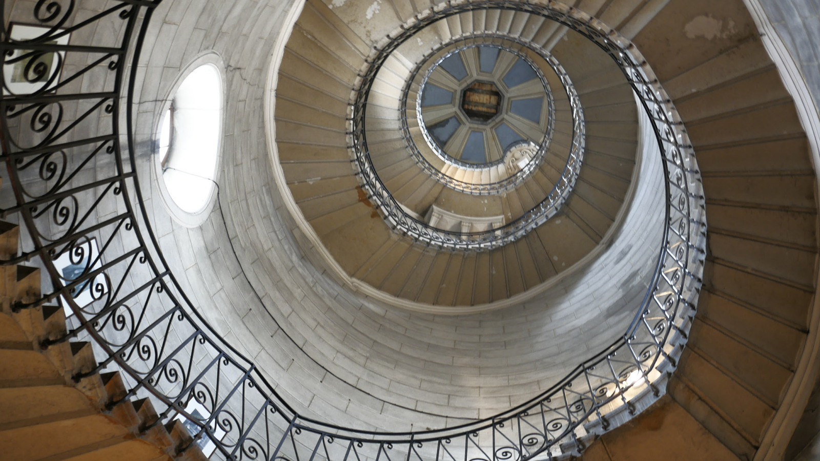 Escalier de la Basilique de Fourvière