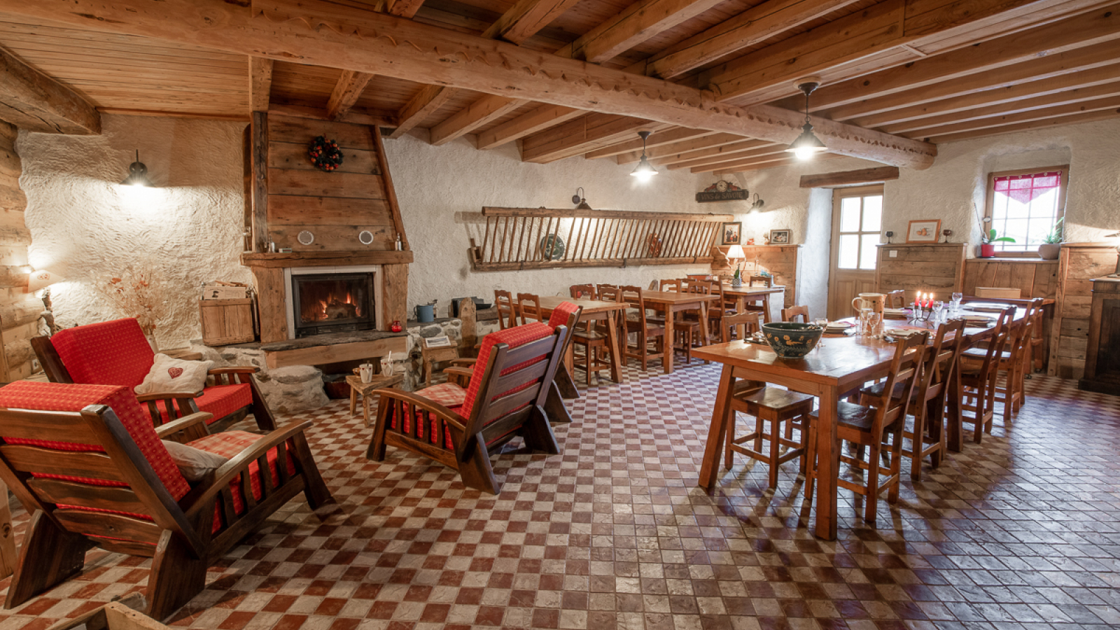 Très belles chambres d'hôtes style montagne cooconing à Val Cenis Bramans.