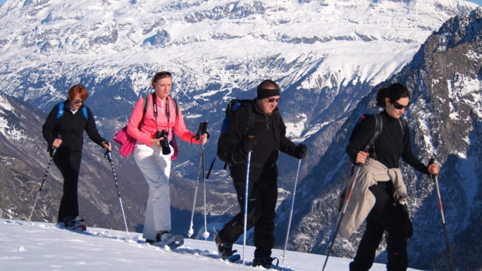 Chamrousse tour guides office's snowshoe outing