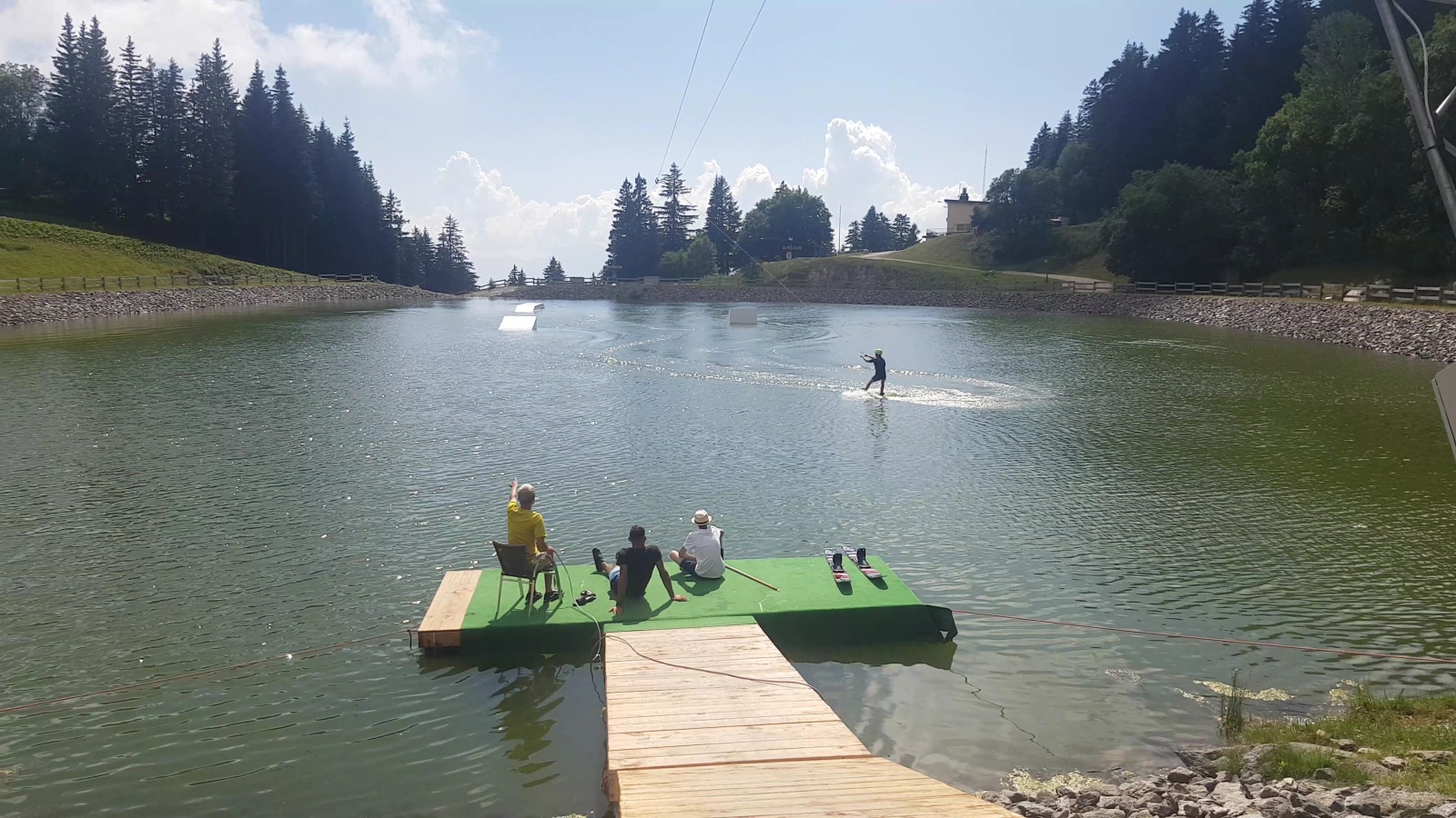 Picture of Wakeboard activité at Lake of la Grenouillere