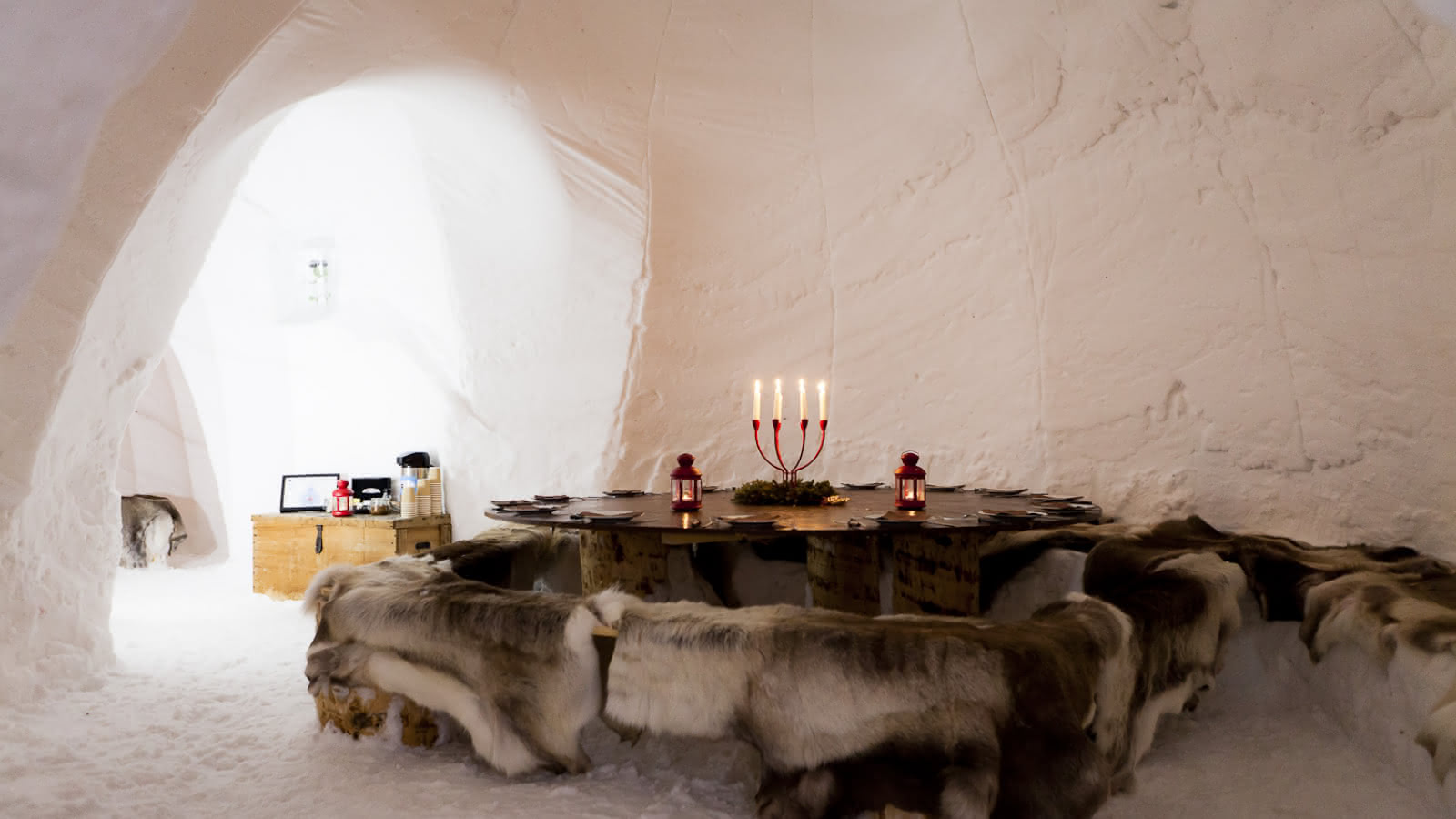 Picture of the igloo restaurant