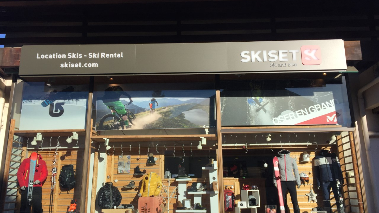 Magasin Ski and Bike Skiset Combloux