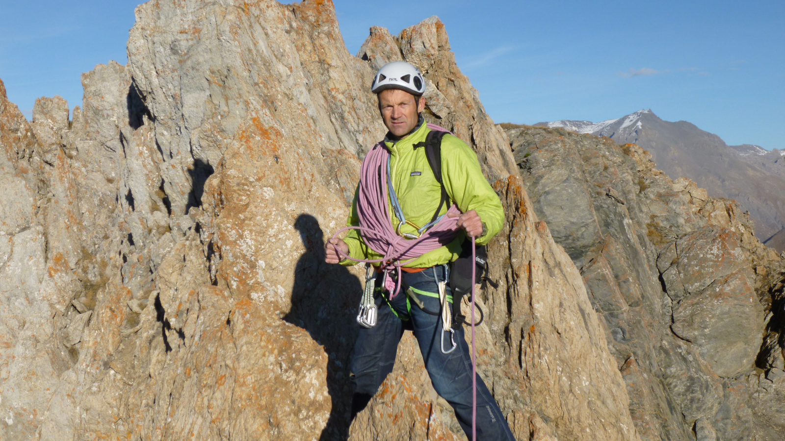 Summer mountaineering with Régis Burnel