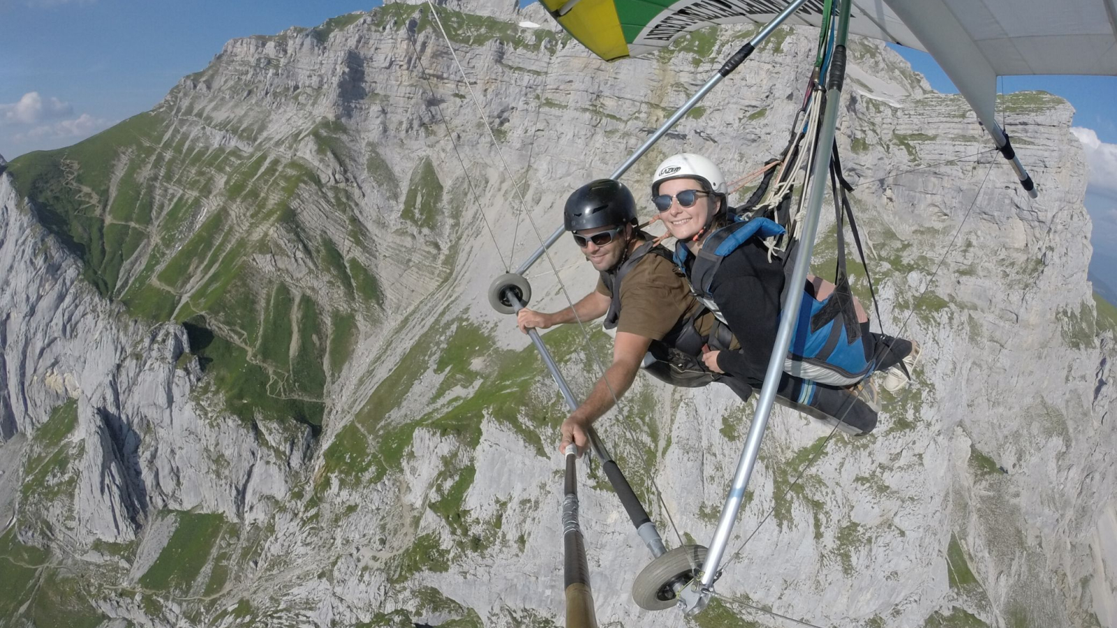 hang-gliding flight la Tournette mountain