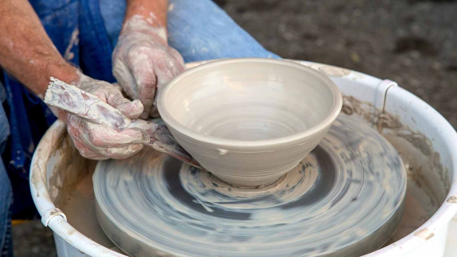 Atelier poterie pour adultes et enfants stage au Grand-Bornand village