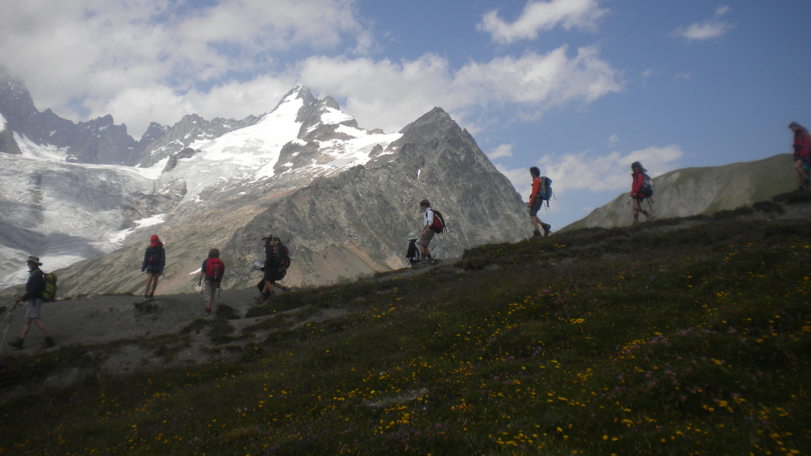 Tour du Mont Blanc Juniors - Cie des Guides